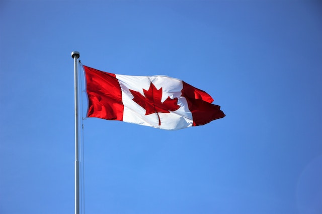 A picture of the Canadian flag